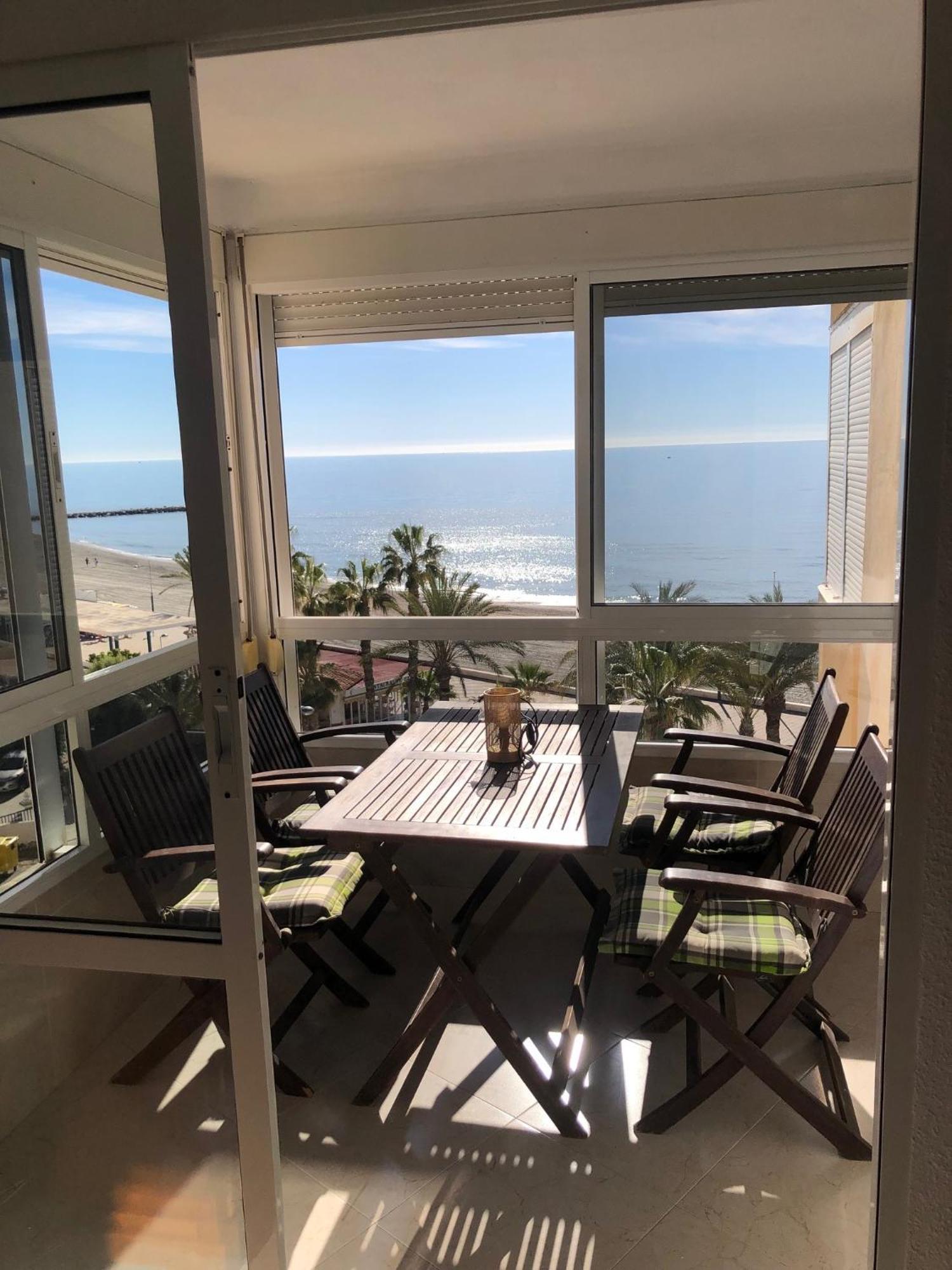 Estudio Mar En Calma, Primera Linea De Playa Con Vistas Al Mar Torrox Esterno foto